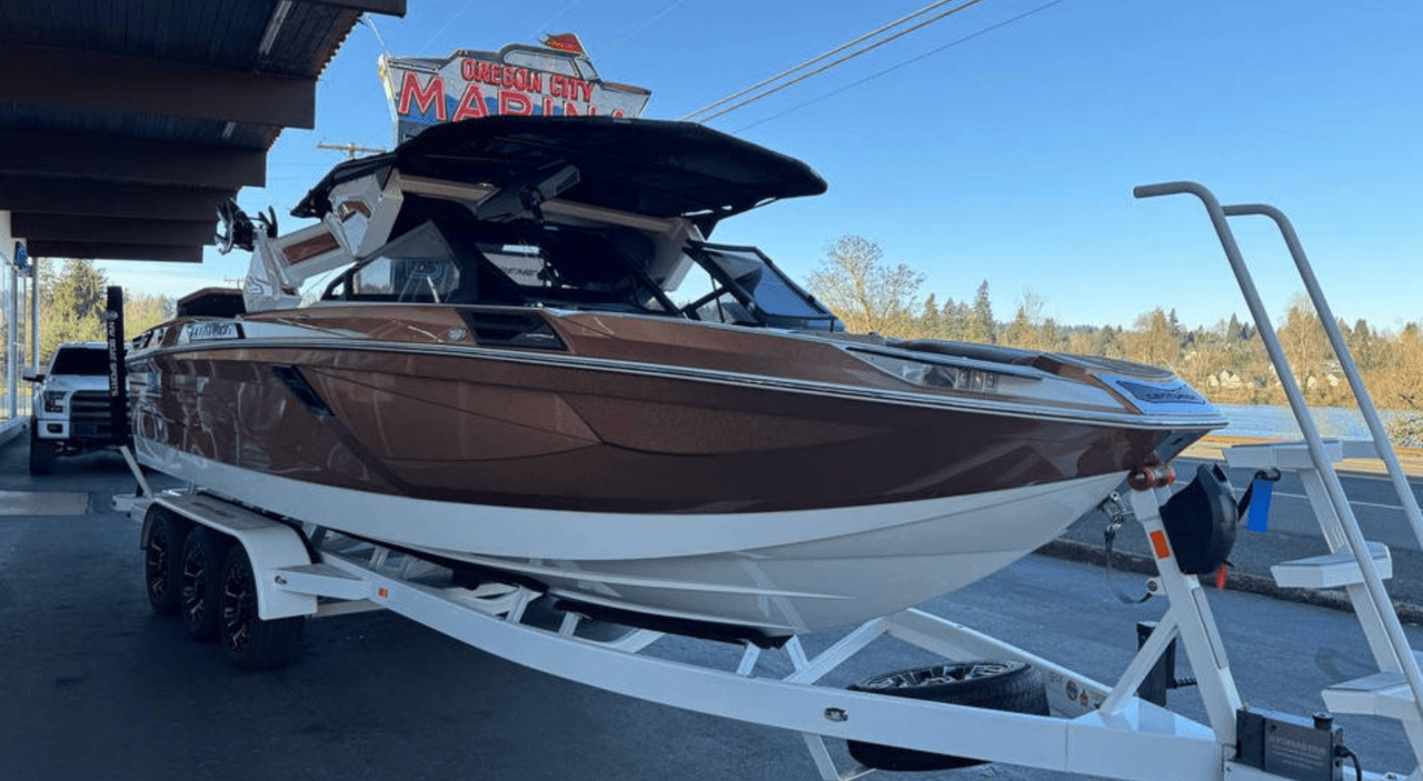 boat.Title